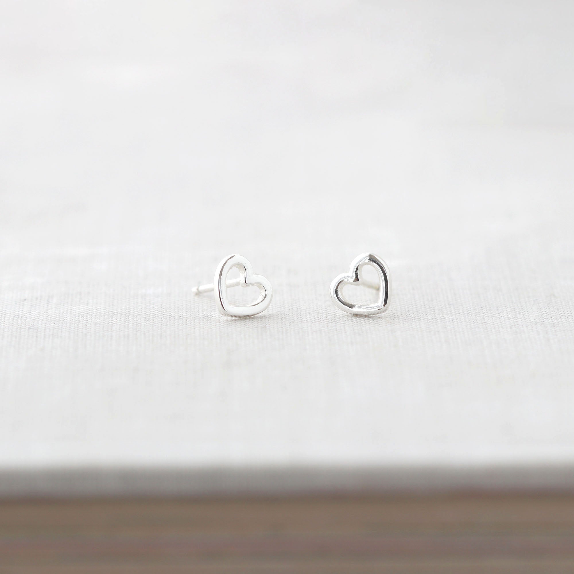 Heart Outline Stud Earrings