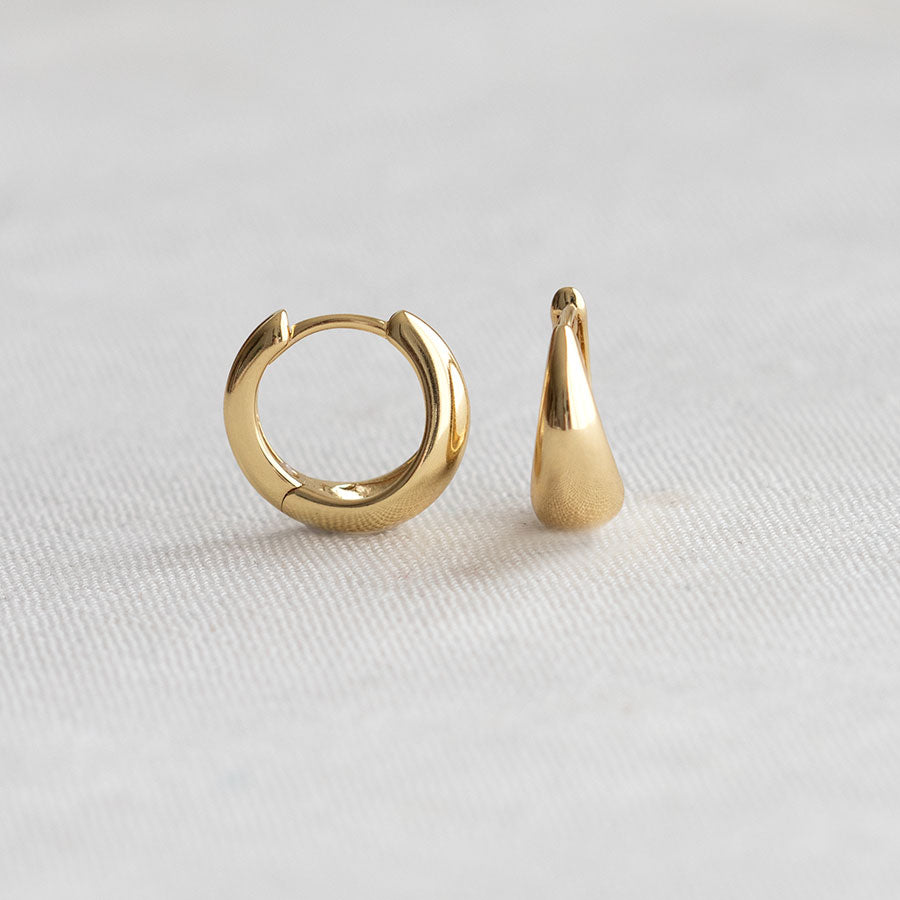 Tapered Huggie Hoop Earring
