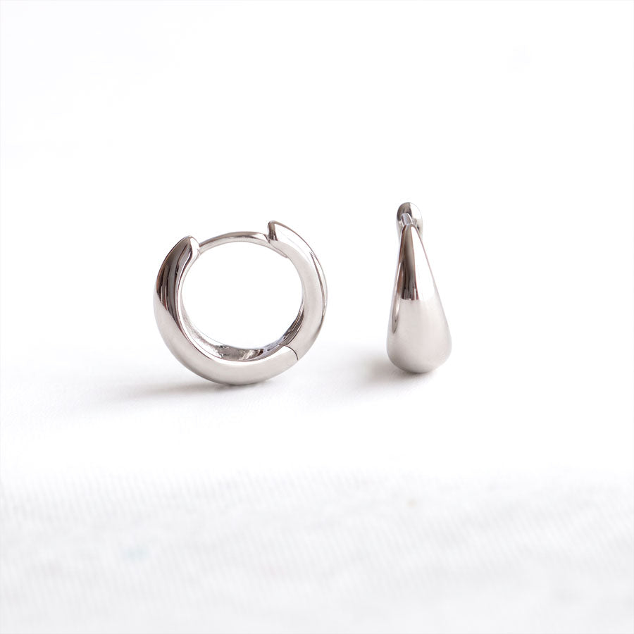 Tapered Huggie Hoop Earring